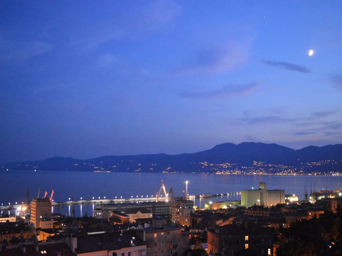 Sentona Apartment Rijeka Bagian luar foto